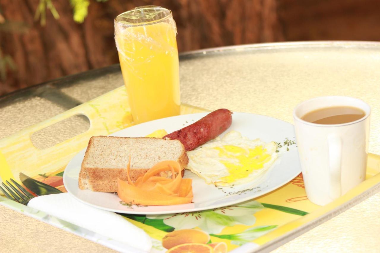 فندق Pandeinge ويندهوك المظهر الخارجي الصورة
